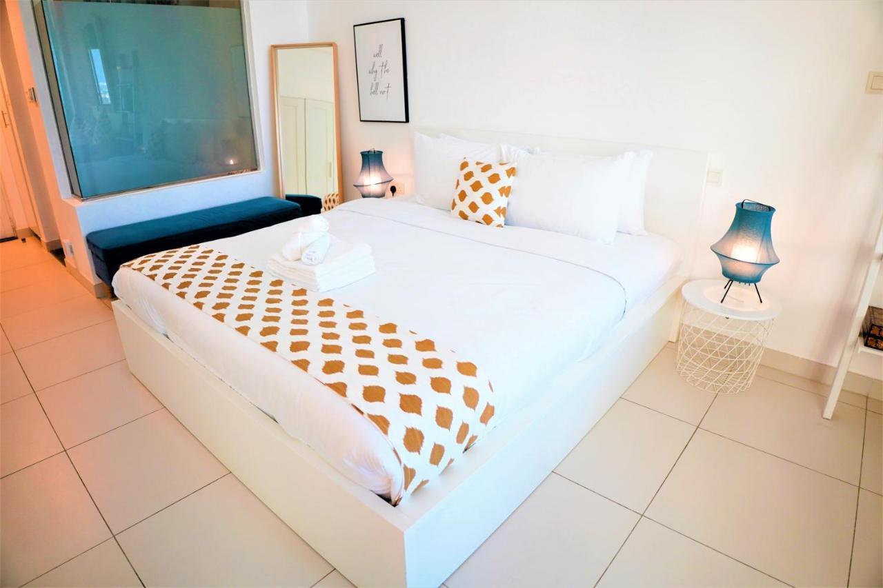 Apartamento Luxury On The Palm With Marina View Balcony Dubái Exterior foto